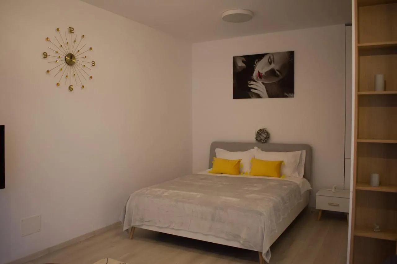 Apartment Gio Home C13 Bucharest Romania